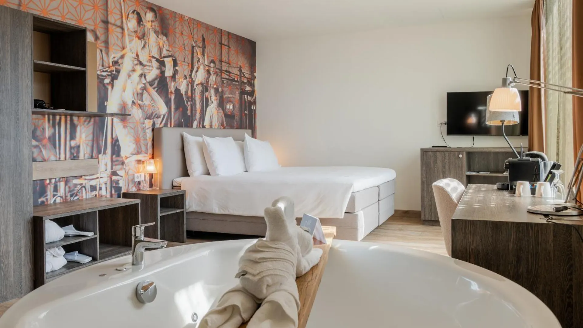 Westcord Hotel איינדהובן 4*,