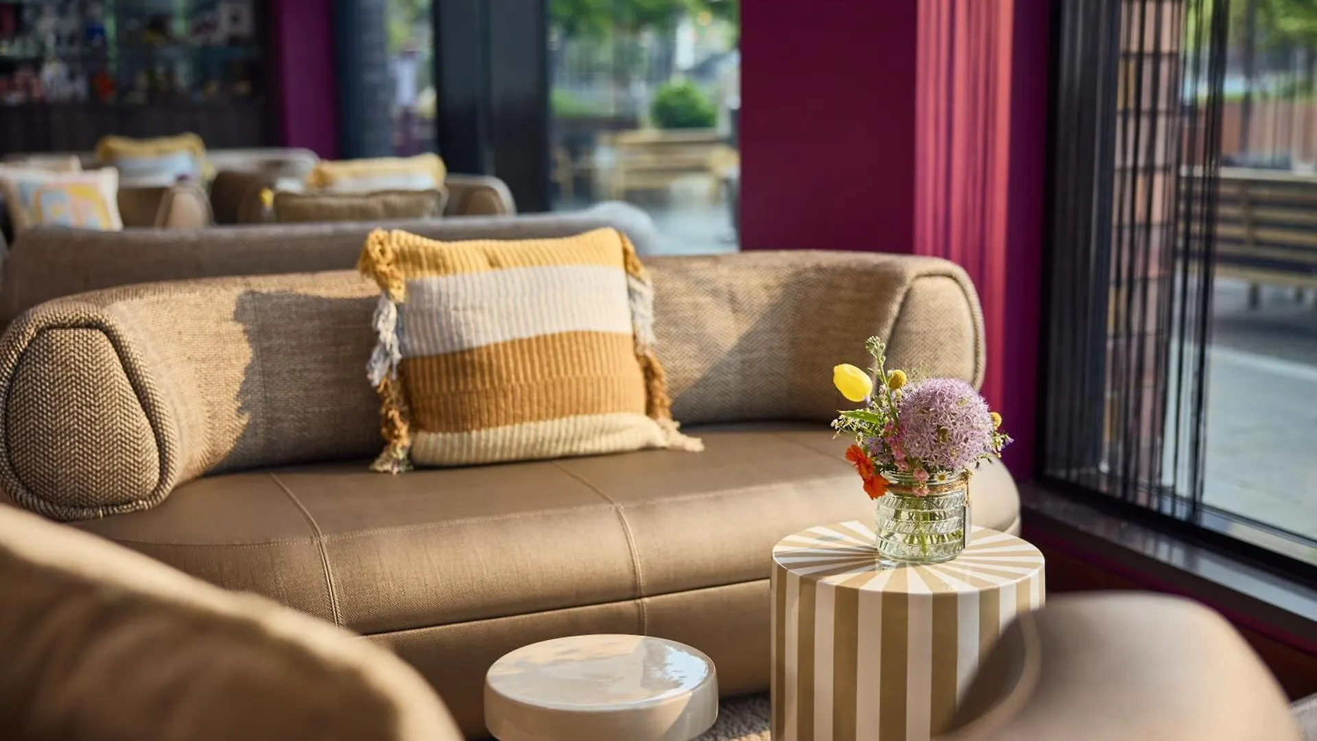 ****  Inntel Hotels Art Eindhoven Niederlande